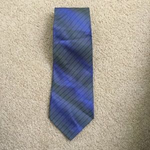 Martin Wong tie